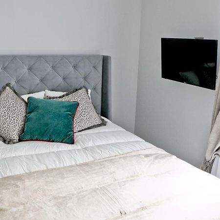 Elegant City Center Apartment 7B Krasków Eksteriør bilde